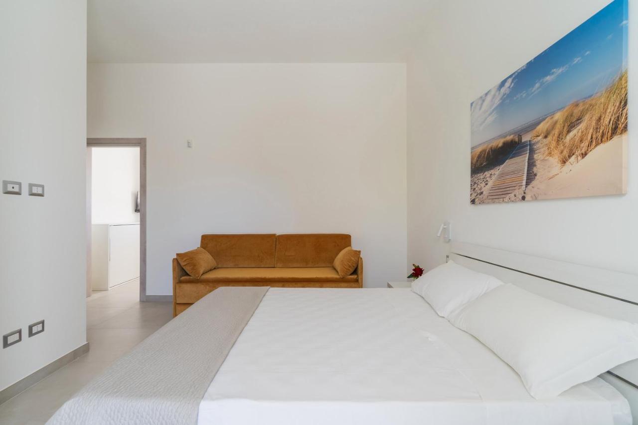 Residence Jolly Mare Torre Lapillo Exterior photo