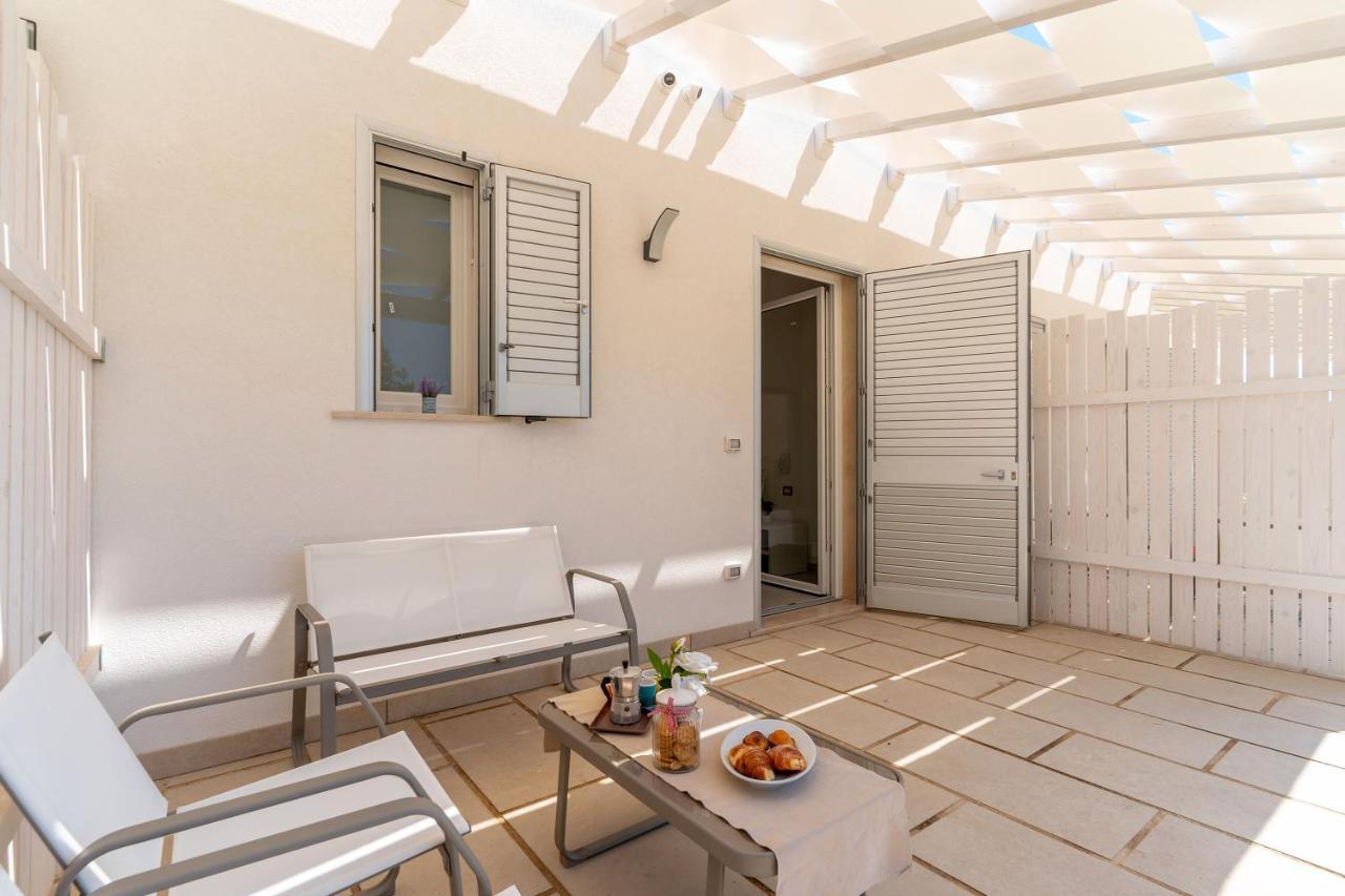 Residence Jolly Mare Torre Lapillo Exterior photo