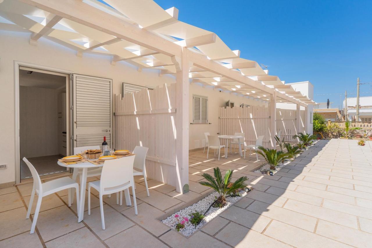 Residence Jolly Mare Torre Lapillo Exterior photo